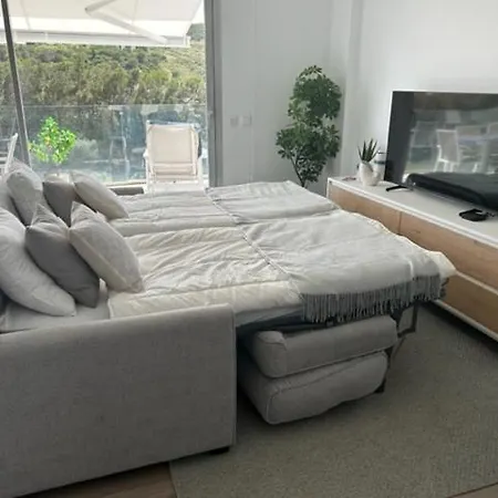 Penthouse @ Serenity Collection Apartment